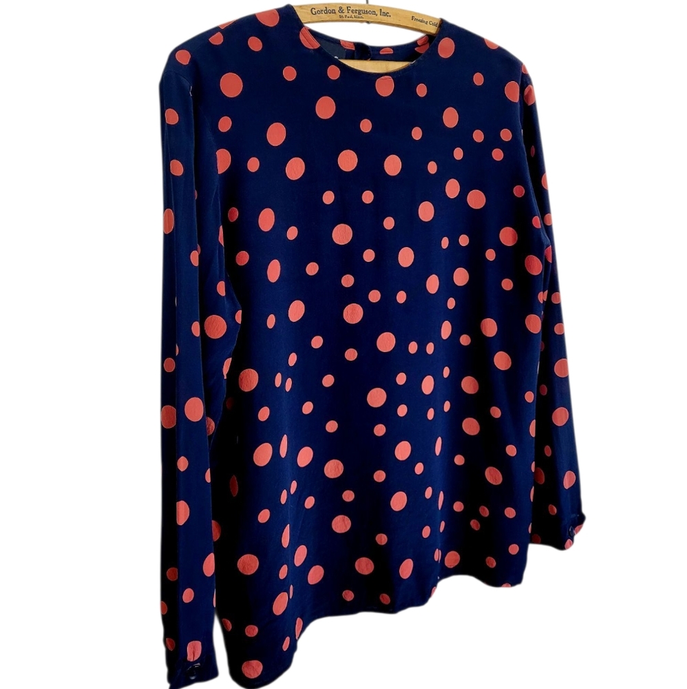AKRIS Luxury Silk Crepe De Chine Button Back Navy Red Polka Dot Blouse Top 6 - Picture 11 of 12
